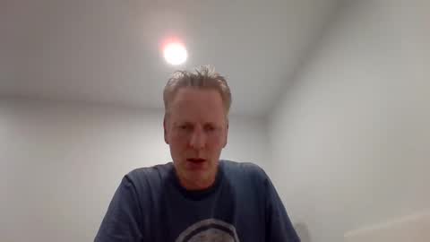 Snapshot of gamerboy200 chatting on September 23, 1:54 am gamerboy200 online show from September 23, 1:54 am