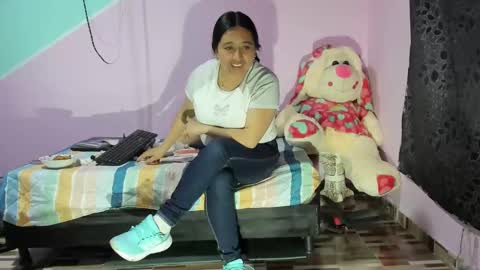 Snapshot of gaticahot001 chatting on March 11, 2:53 am Diana online show from March 11, 2:53 am