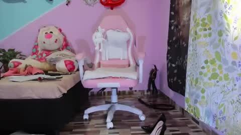 Diana online show from November 17, 1:57 pm