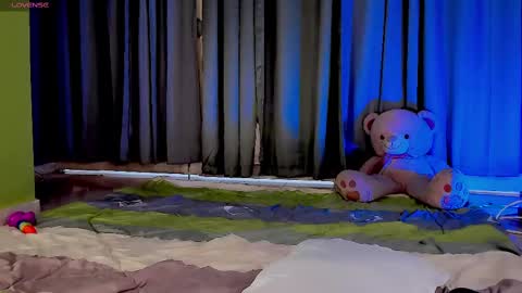 Vnecis Marn online show from February 16, 10:54 pm