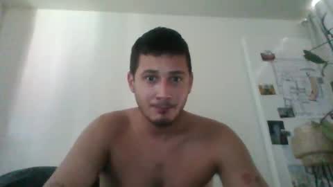 gaysluttyboy97ff online show from May 26, 9:15 am