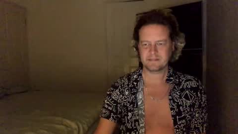 gcsurfer81 online show from January 3, 9:04 am