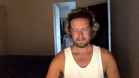 gcsurfer81 online show from January 22, 8:29 am