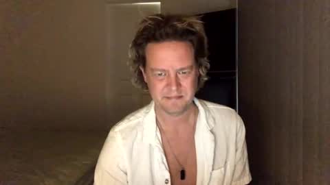 gcsurfer81 online show from December 30, 8:10 am