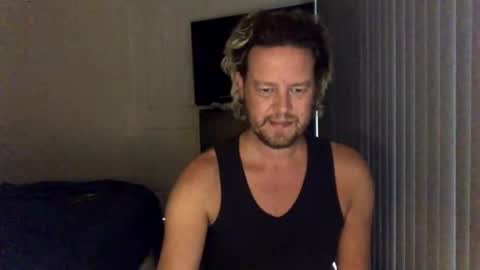 gcsurfer81 online show from February 12, 7:34 am