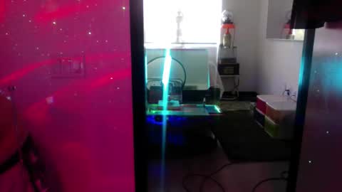 geezwiz online show from April 25, 6:38 pm