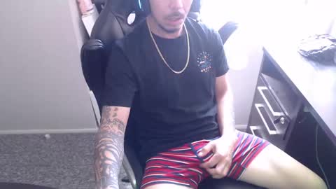 gefeeer online show from September 21, 3:38 pm