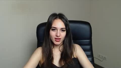 Gemma online show from December 1, 7:39 am