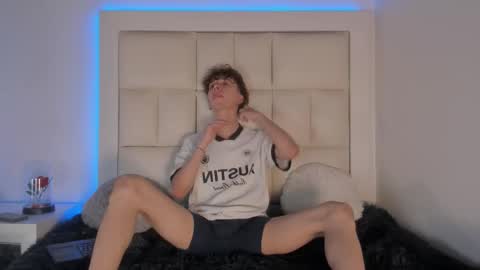 genesis_js online show from January 5, 8:34 pm