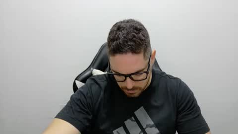 genesis_wb online show from April 3, 2:07 am