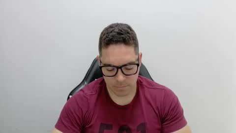 genesis_wb online show from April 5, 9:01 pm