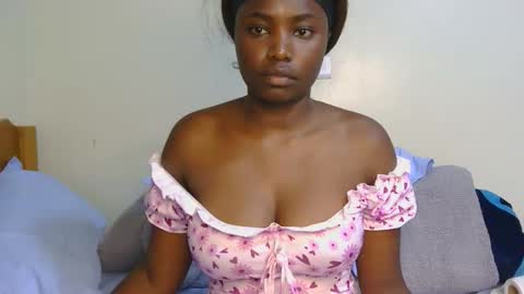 Luciana online show from November 25, 3:44 pm