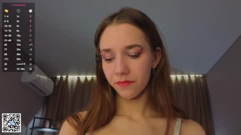 Amely  online show from November 18, 4:37 am