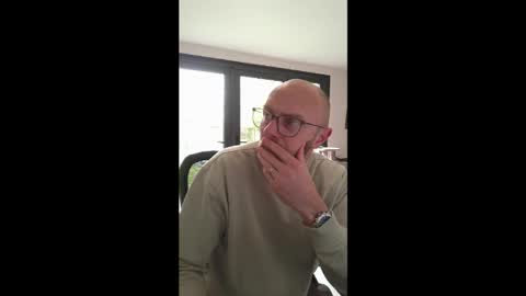 genuinecouple69 online show from April 14, 10:40 am