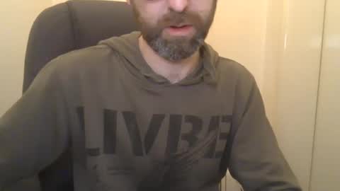 Snapshot of geon2xx chatting on January 15, 7:37 am Geon online show from January 15, 7:37 am