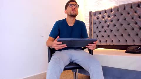 george online show from March 18, 5:13 am