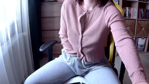 Melissa online show from November 28, 8:21 am