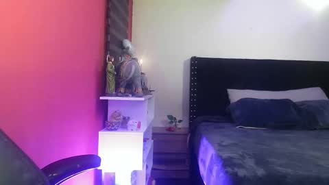 Georgina  online show from October 12, 1:20 am