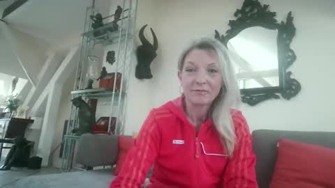 germansweety online show from March 28, 2:18 pm