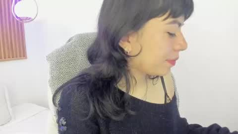 Milaa online show from May 1, 2:22 pm