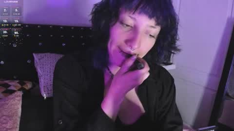 Allison  online show from February 6, 8:22 pm