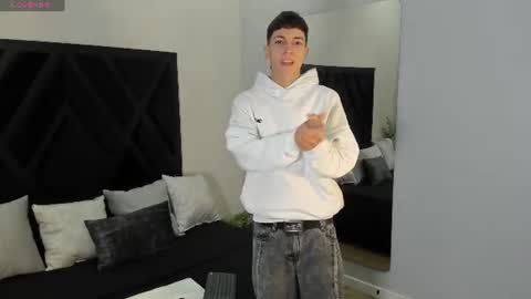 GIAN online show from June 24, 11:39 am