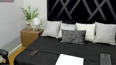 GIAN online show from July 15, 11:15 am