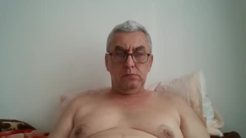 gigi1970 online show from May 17, 3:43 pm