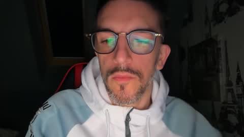 Gigi online show from March 7, 4:56 am