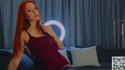 Stacy online show from September 26, 6:27 pm