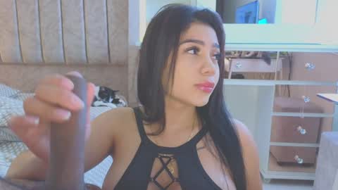 O GINA AND AKEMI    online show from September 15, 2:40 pm