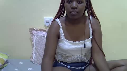 Adiliah online show from March 27, 10:05 am