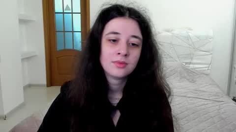 Kate online show from January 7, 9:03 am