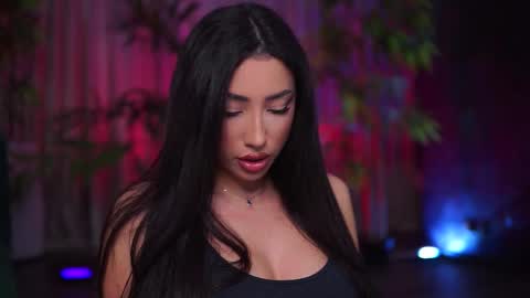 Gina online show from January 7, 7:52 pm