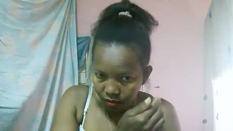 Snapshot of ginette9794 chatting on October 18, 7:34 am Ginette9794 online show from October 18, 7:34 am
