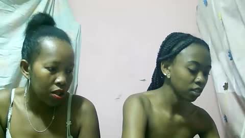 Snapshot of ginette9794 chatting on October 12, 1:59 pm Ginette9794 online show from October 12, 1:59 pm