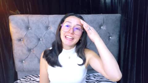 Snapshot of ginevra_esposito chatting on October 23, 12:39 pm Ginn online show from October 23, 12:39 pm