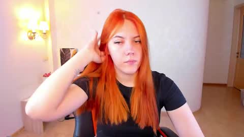 gingerr_pie online show from February 15, 4:59 am