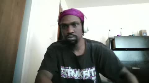 gino_crazy87 online show from January 14, 3:57 pm