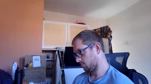 Snapshot of ginwood chatting on September 25, 2:46 pm ginwood online show from September 25, 2:46 pm