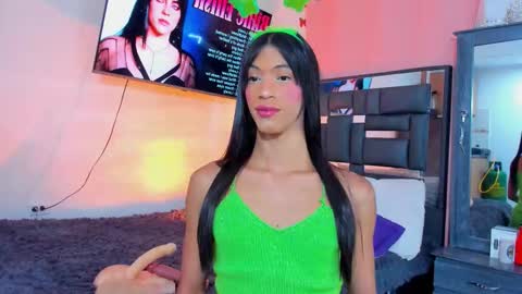 gio_gray online show from October 20, 10:42 am