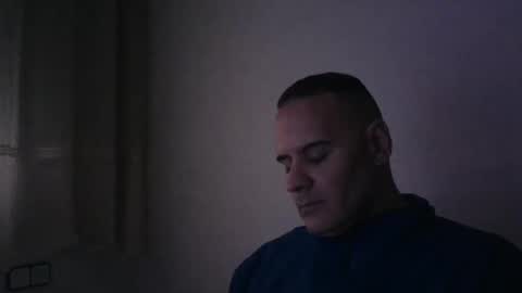 Snapshot of gioshadow chatting on February 8, 1:22 pm gioshadow online show from February 8, 1:22 pm