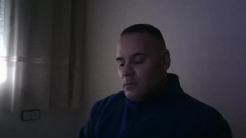 Snapshot of gioshadow chatting on January 27, 11:00 am gioshadow online show from January 27, 11:00 am