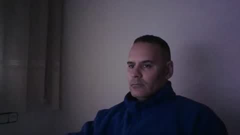 Snapshot of gioshadow chatting on January 19, 2:49 pm gioshadow online show from January 19, 2:49 pm