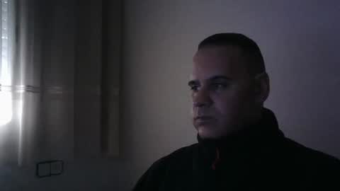 Snapshot of gioshadow chatting on February 16, 9:26 am gioshadow online show from February 16, 9:26 am