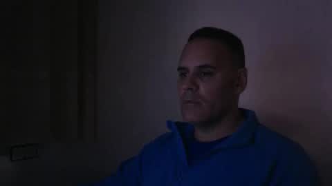 Snapshot of gioshadow chatting on December 18, 8:25 pm gioshadow online show from December 18, 8:25 pm