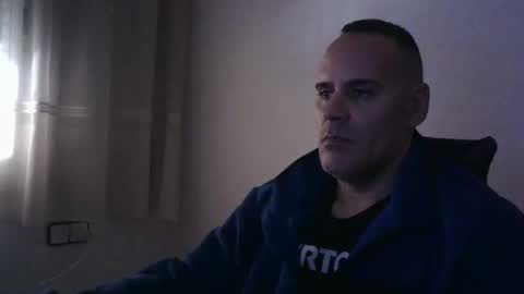 Snapshot of gioshadow chatting on October 11, 9:03 am gioshadow online show from October 11, 9:03 am