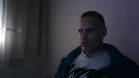 Snapshot of gioshadow chatting on January 12, 12:55 pm gioshadow online show from January 12, 12:55 pm