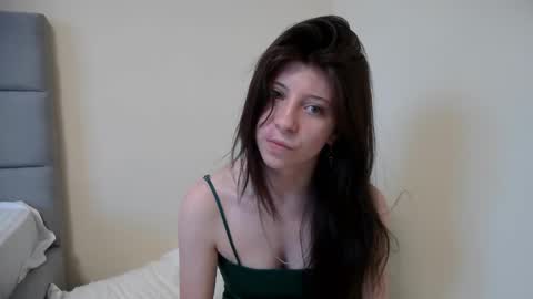 girl_cute007 online show from May 24, 3:14 am