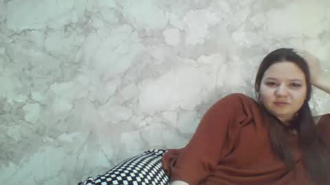 girl_cute07 online show from March 10, 9:18 pm